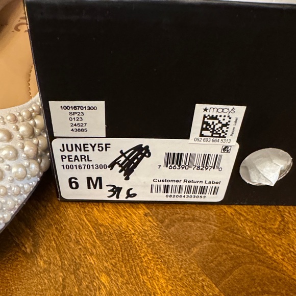 INC International Concepts NEW Women's Pearl Adorned Flats - White Pearl-Size 6 - Picture 5 of 6